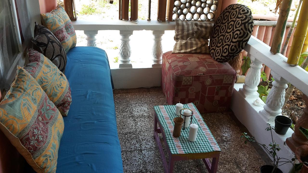 Holiday Home - Guest House Порт Антонио Екстериор снимка