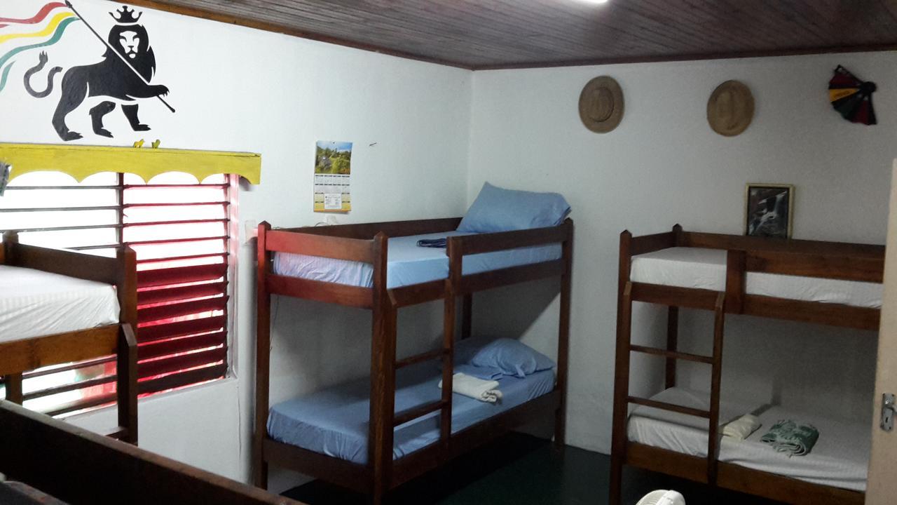 Holiday Home - Guest House Порт Антонио Екстериор снимка