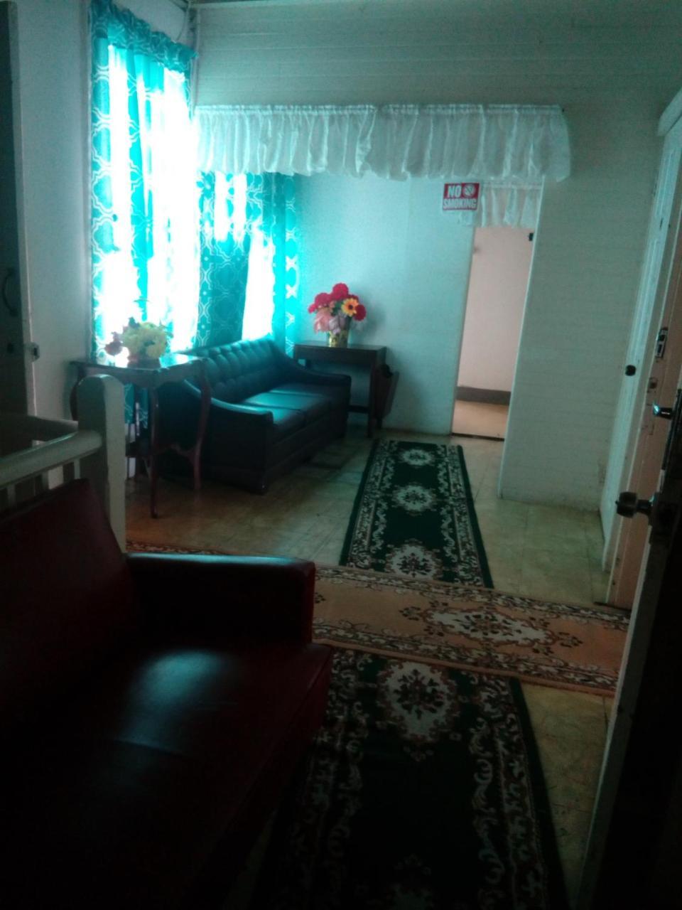 Holiday Home - Guest House Порт Антонио Екстериор снимка